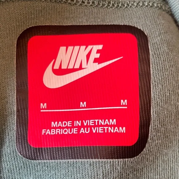 Nike Tech Kids' Shorts in Green and Cream - Picture 6 of 6